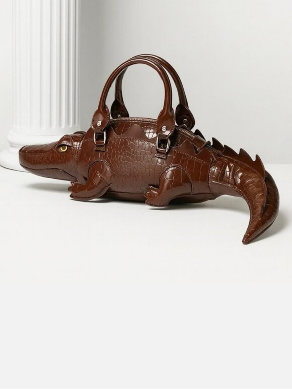 🐊🐊🐊Brown Crocodile Shaped Patent Leather Handbag w/strap Novelty Statement!